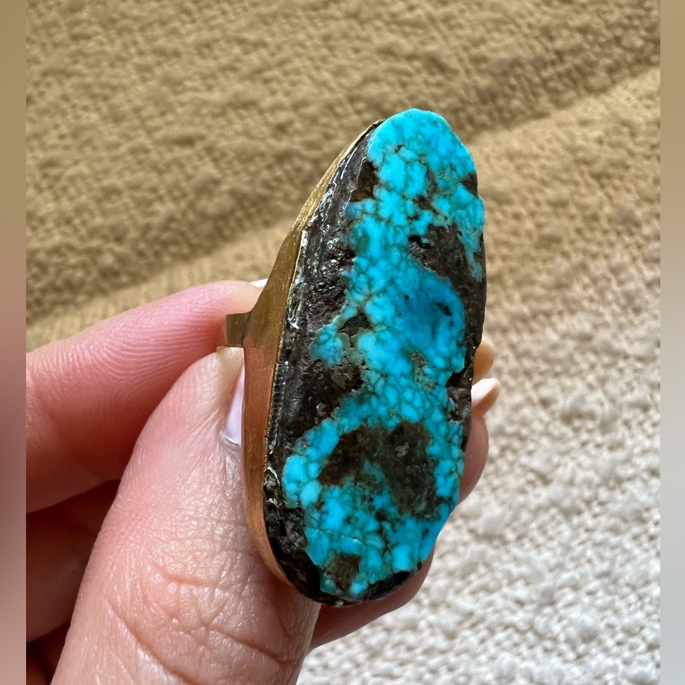 18k Solid Gold Ring - image 2